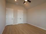 609 Clarissa St - Photo 7
