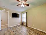 1002 Deep Wood Dr - Photo 17
