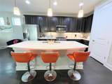 807 16th St - Photo 6