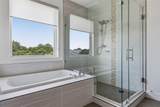 5006 Pecan Springs Rd - Photo 27