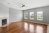 18305 Lake Edge Ct - Photo 11
