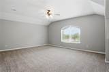 18305 Lake Edge Ct - Photo 15