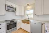 318 Avenue C - Photo 4