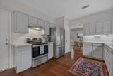 8910 Spicebrush Dr - Photo 13