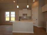 609 Clarissa St - Photo 4