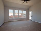 629 Clarissa St - Photo 2