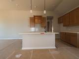 629 Clarissa St - Photo 3
