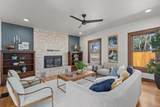 1605 Austin Ave - Photo 2