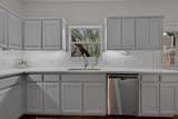 8910 Spicebrush Dr - Photo 14