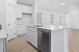 8007 Shining Flor Ln - Photo 12