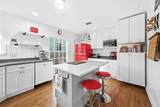 811 45th St - Photo 1