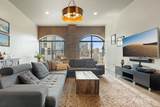 507 Sabine St - Photo 4