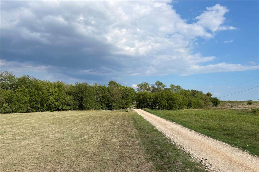 18838 Hwy 53 - Photo 1