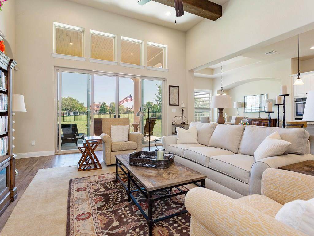 109 Grand Oaks Ln - Photo 1