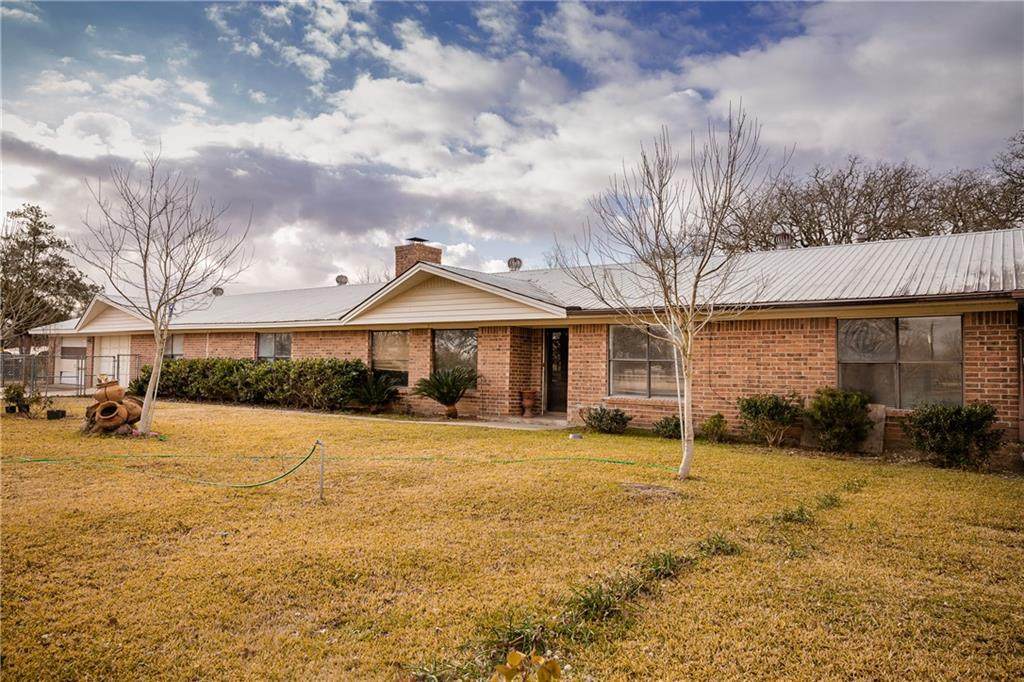 1049 Stephen F Austin Blvd - Photo 1