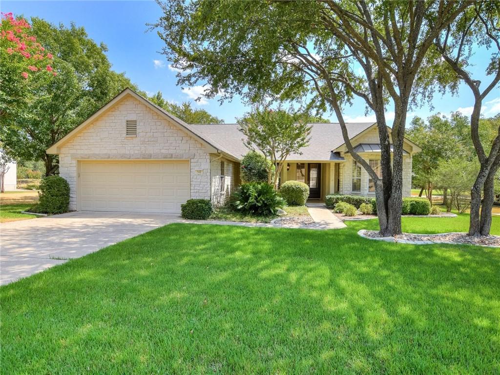 140 Enchanted Dr - Photo 1