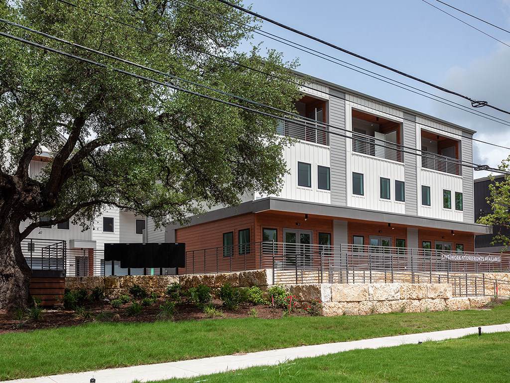 5924 Congress Ave - Photo 1