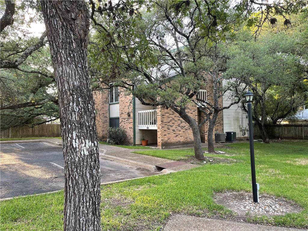 6501 Columbia Oaks Ct - Photo 1