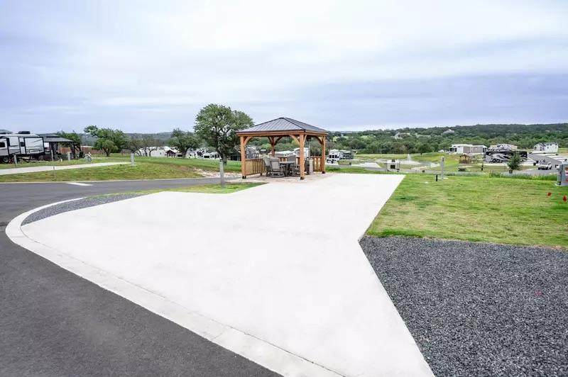 5386 Ranch Road 1376 Rd - Photo 1