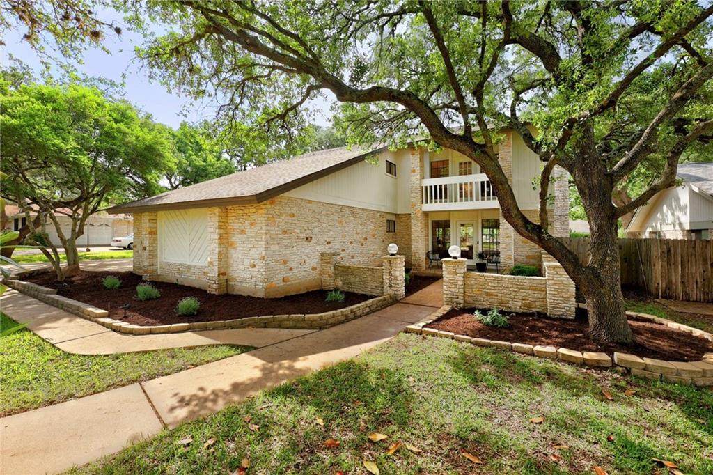 10505 Spicewood Pkwy - Photo 1