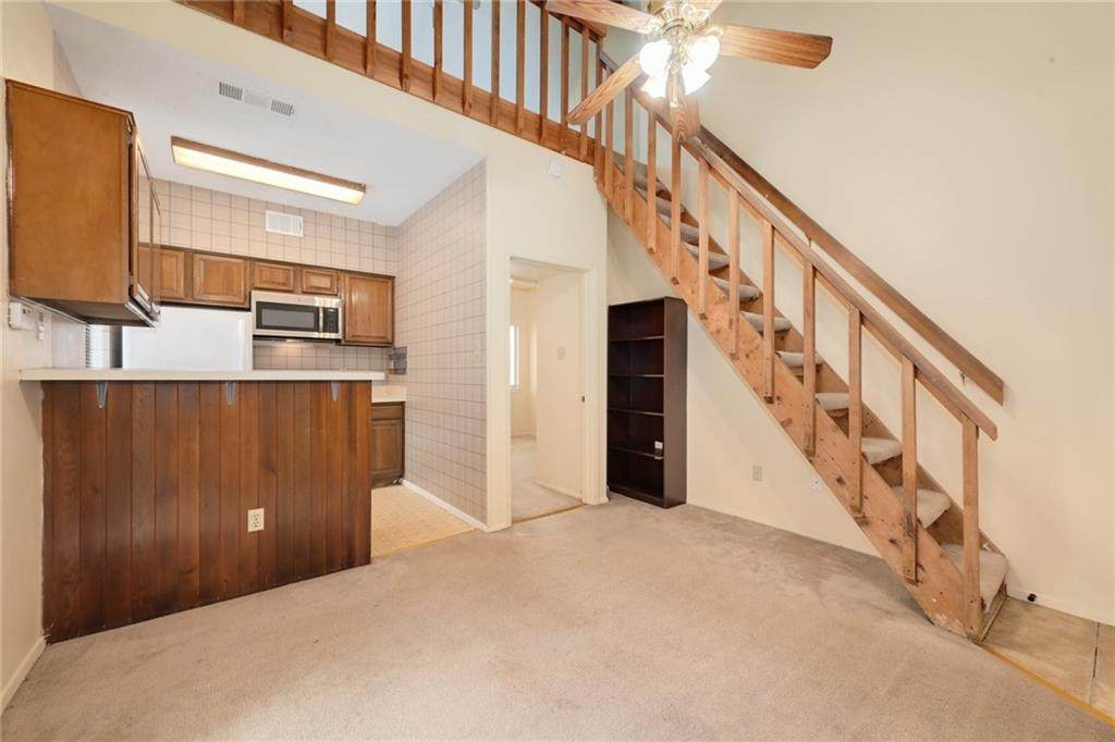 2714 Nueces St - Photo 1