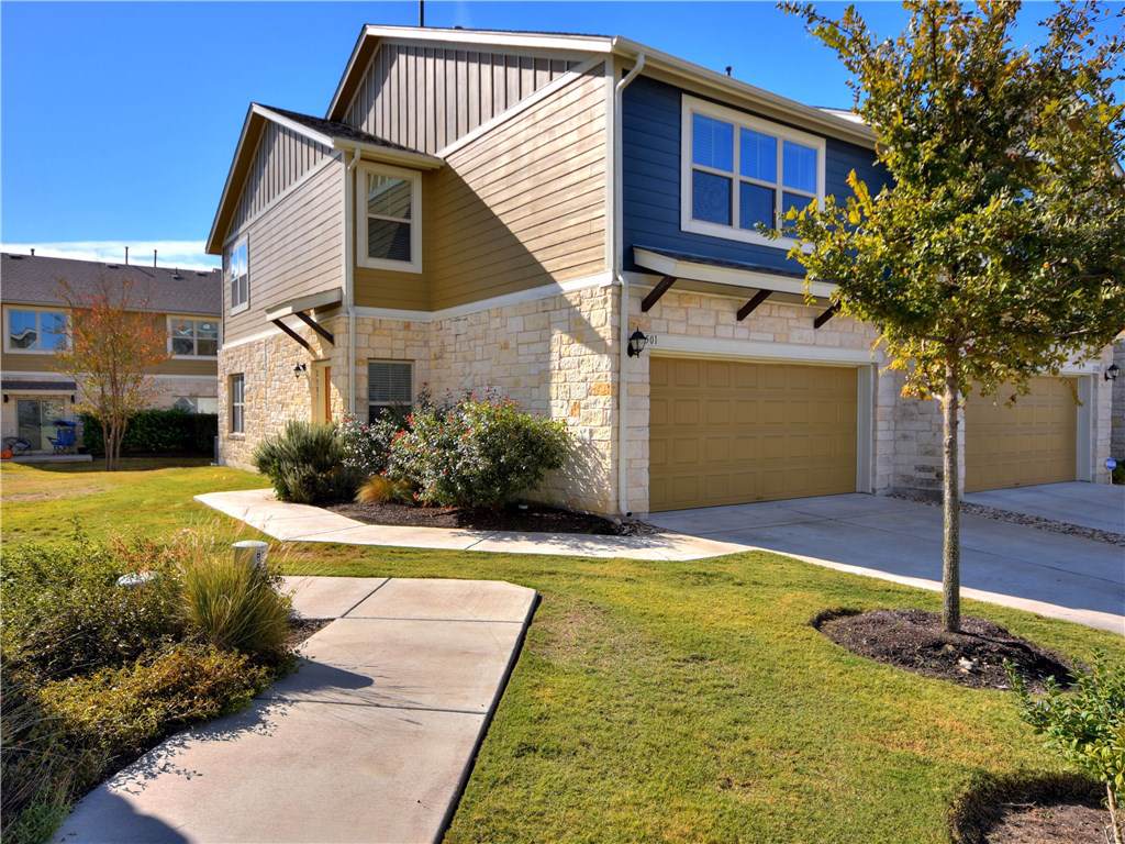 1620 Bryant Dr - Photo 1
