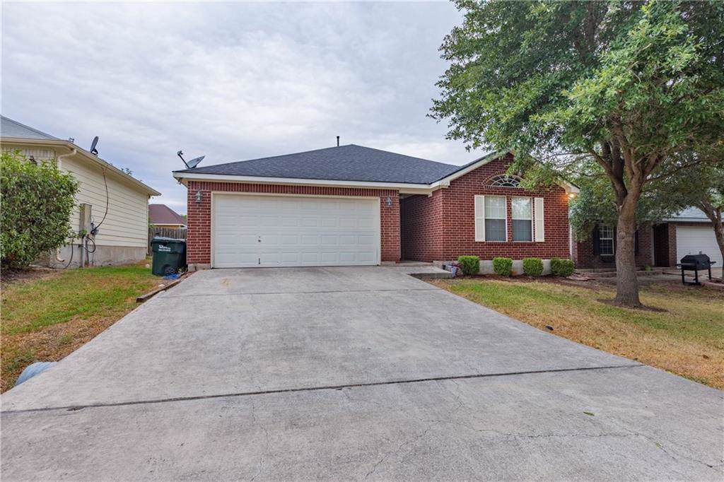 1112 Overlook Way - Photo 1
