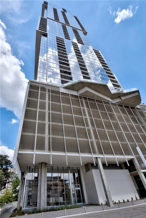 301 West Ave - Photo 1