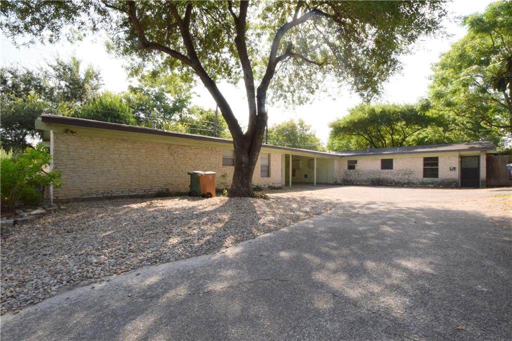 3313 Oak Dr - Photo 1