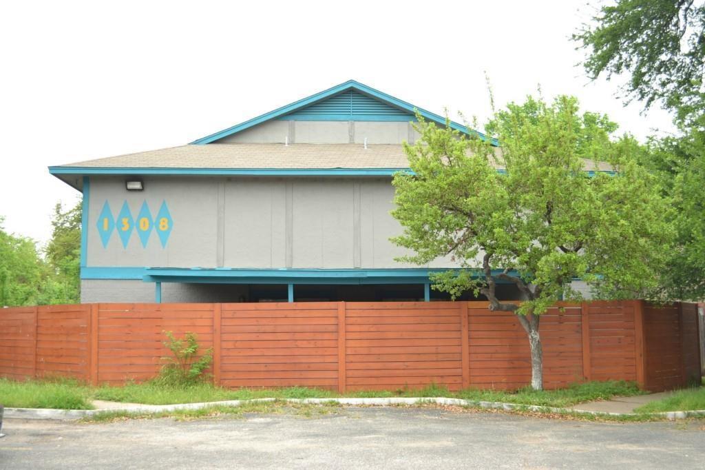 1308 Southport Dr - Photo 1