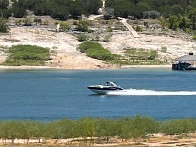 https://bt-photos.global.ssl.fastly.net/austin/orig_boomver_1_1172839-2.jpg