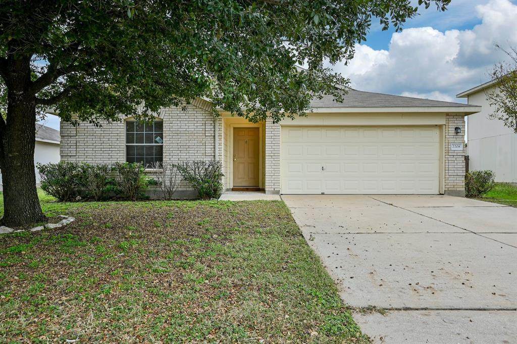 2208 Whistling Way - Photo 1