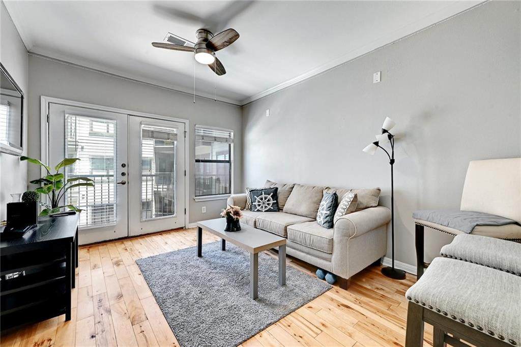 2502 Leon St - Photo 1