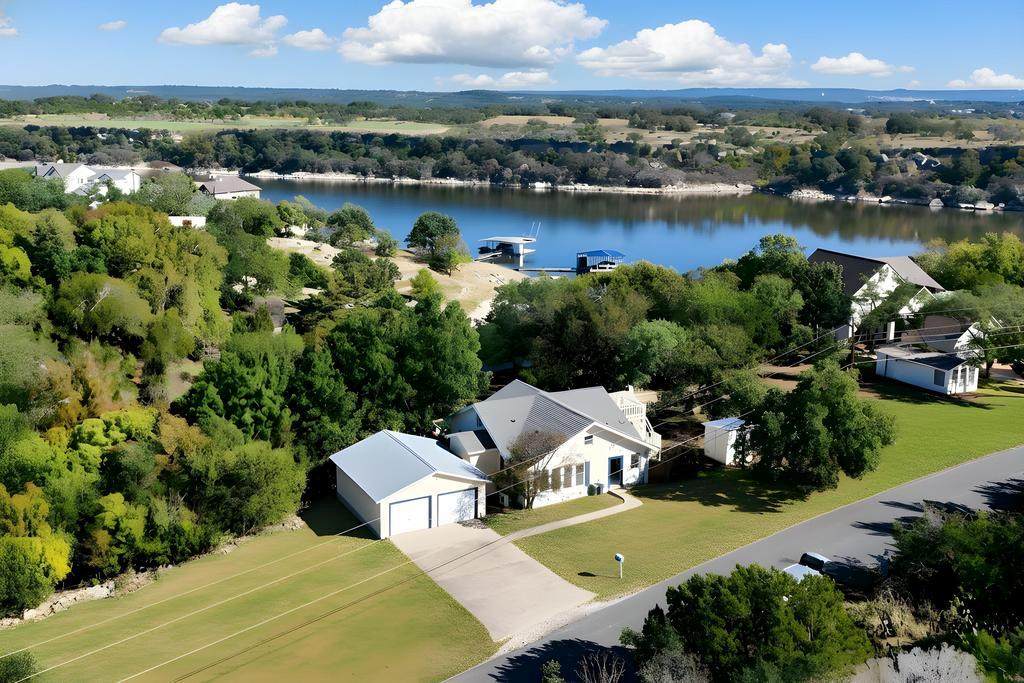 1025 Lake Shore Dr - Photo 1