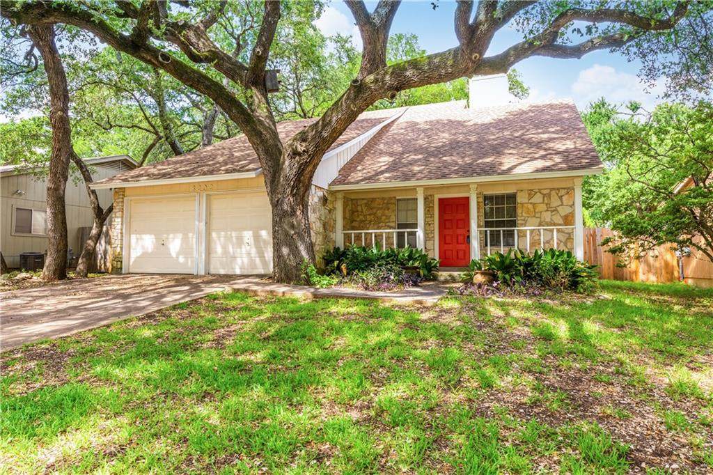 8202 Pilgrims Pl - Photo 1