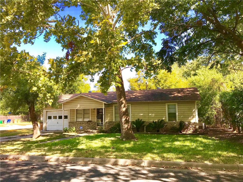 200 Walnut Dr - Photo 1