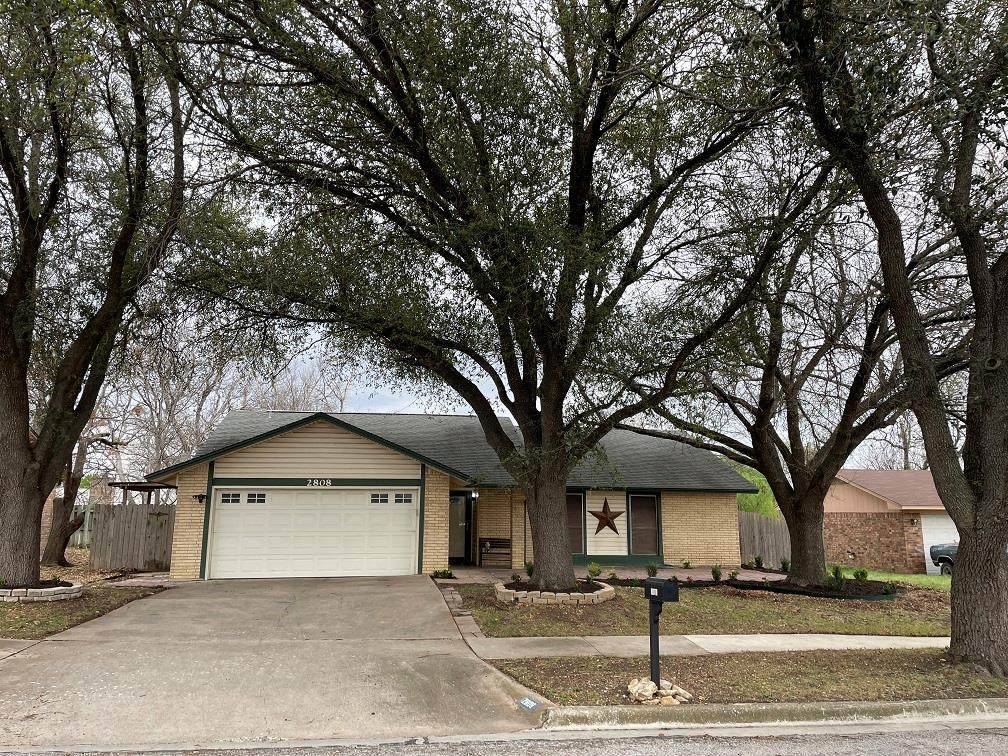2808 Lawndale St - Photo 1