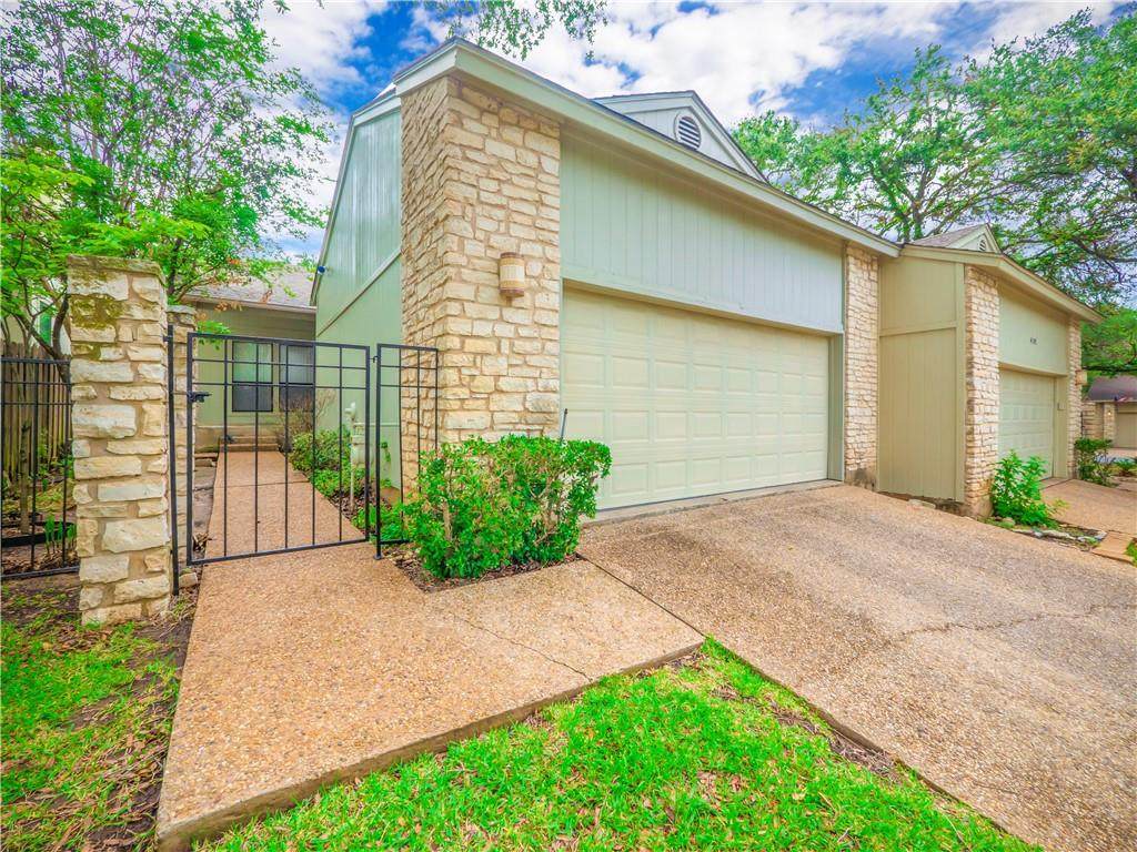 4104 Bayberry Dr - Photo 1