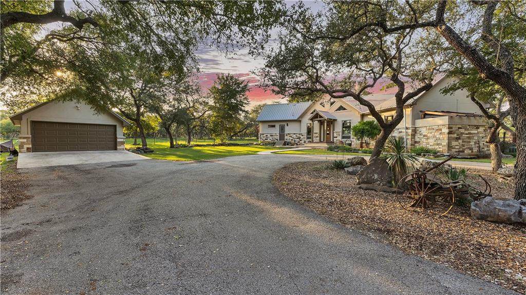 1190 Bridlewood Ranches Dr - Photo 1