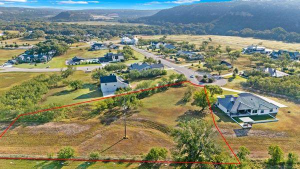 832 Wade Rd - Photo 1