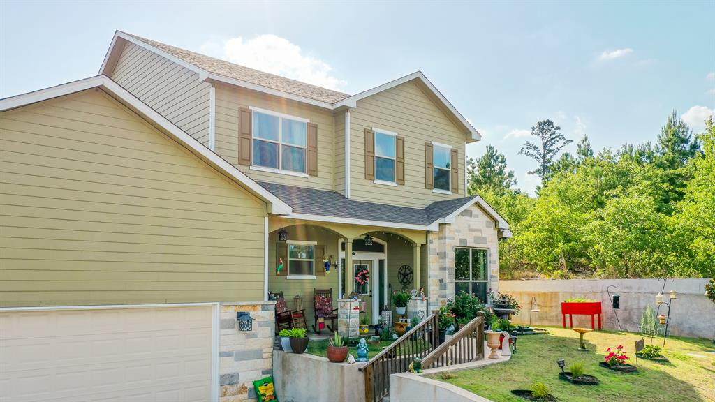 104 Ahumoa Dr - Photo 1