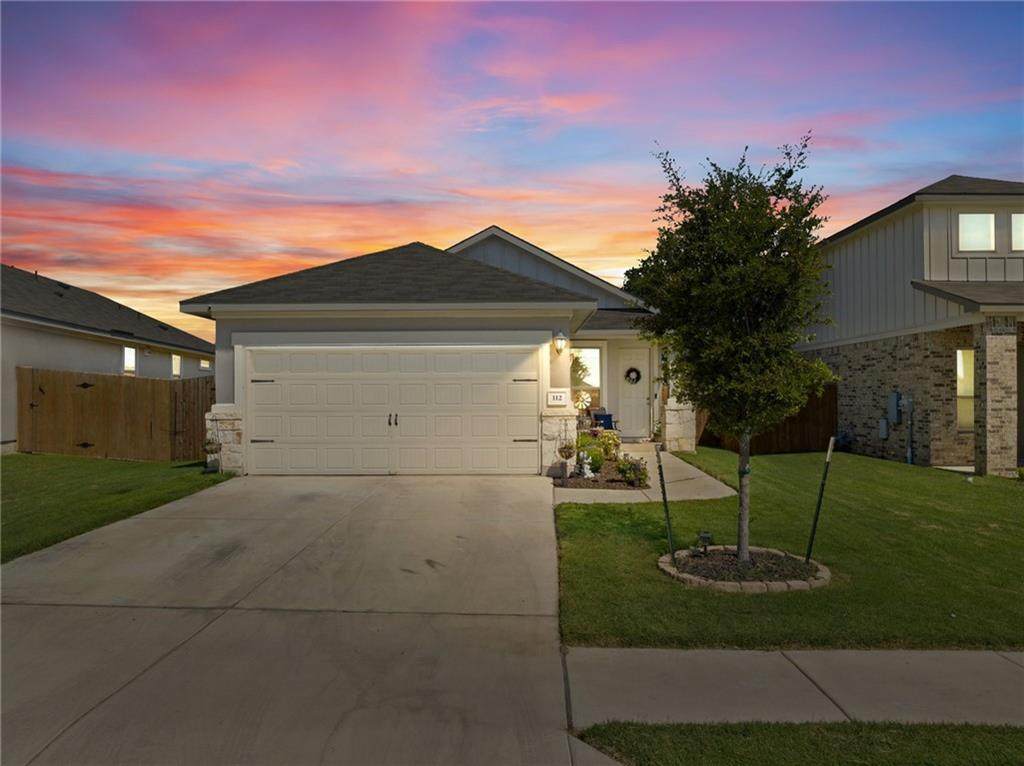 112 Serpens St - Photo 1