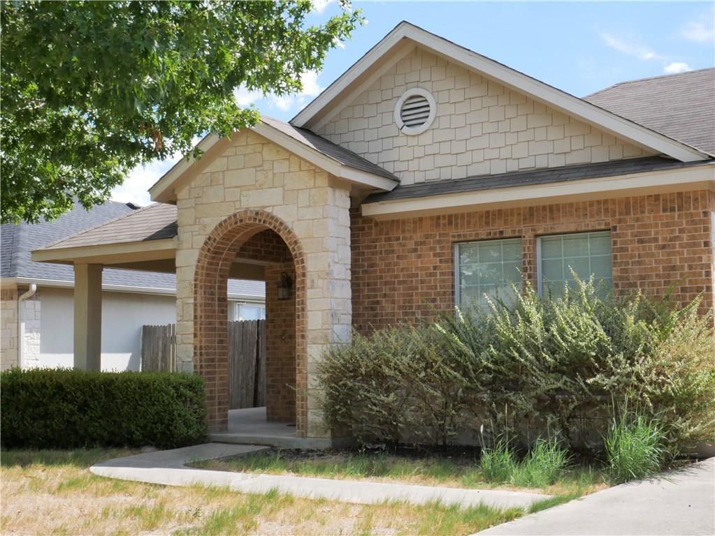 219 Hyltin St - Photo 1
