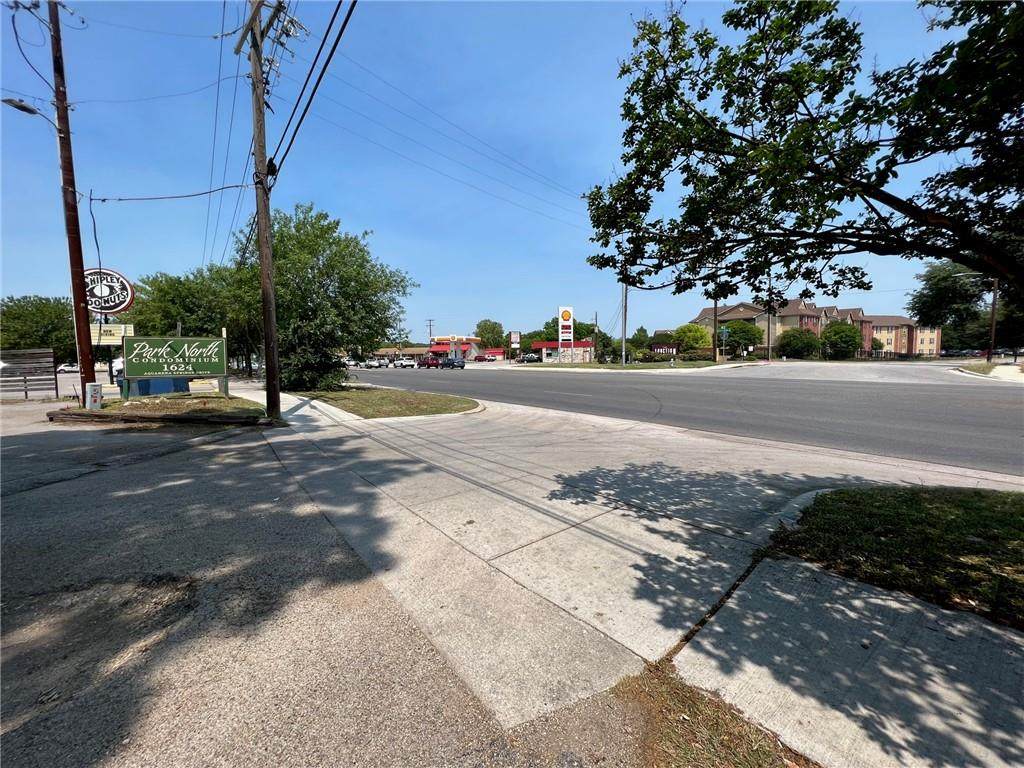 1628 Aquarena Springs Dr - Photo 1