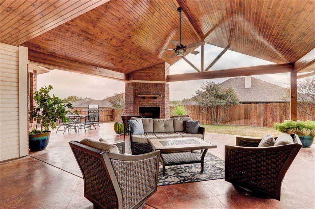 2510 Leatherwood Dr - Photo 1