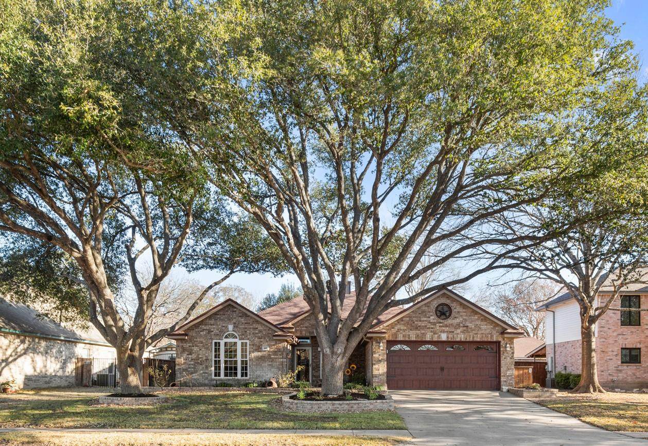 506 Cedar Ln - Photo 1