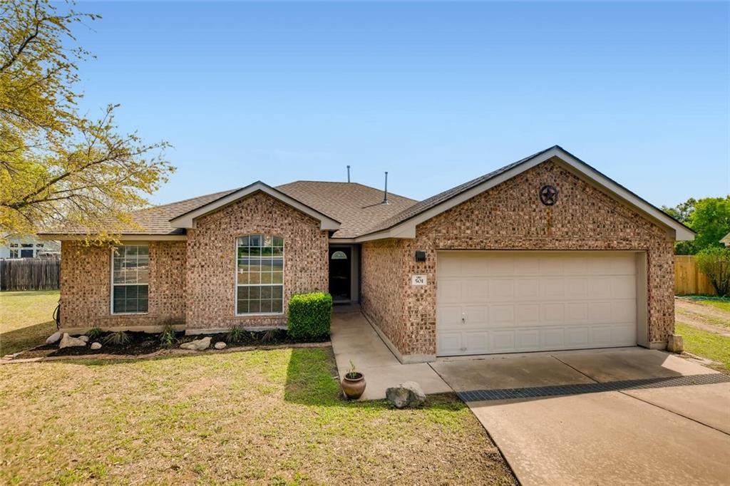 501 River Bluff Cir - Photo 1