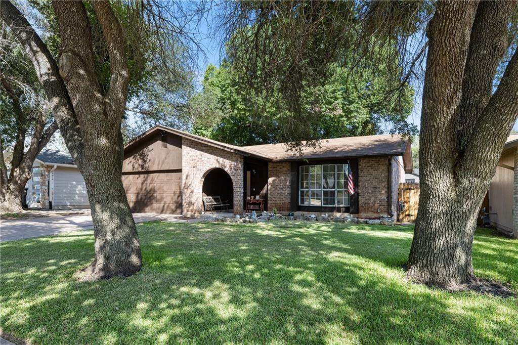12116 Grey Fawn Path - Photo 1
