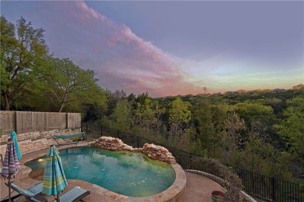 2716 Shire Ridge Dr - Photo 1