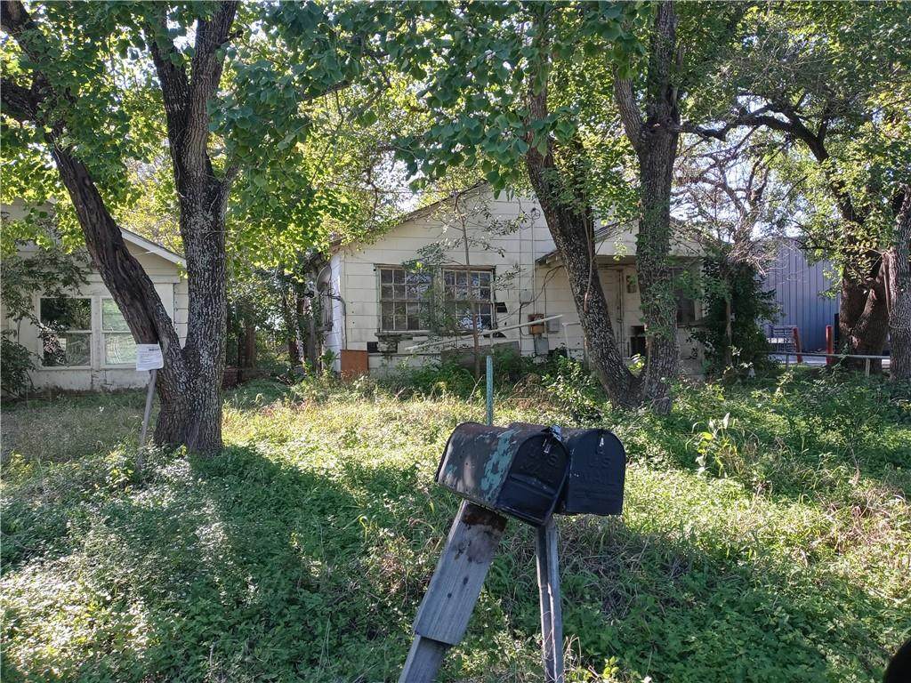 1021 Commerce St - Photo 1